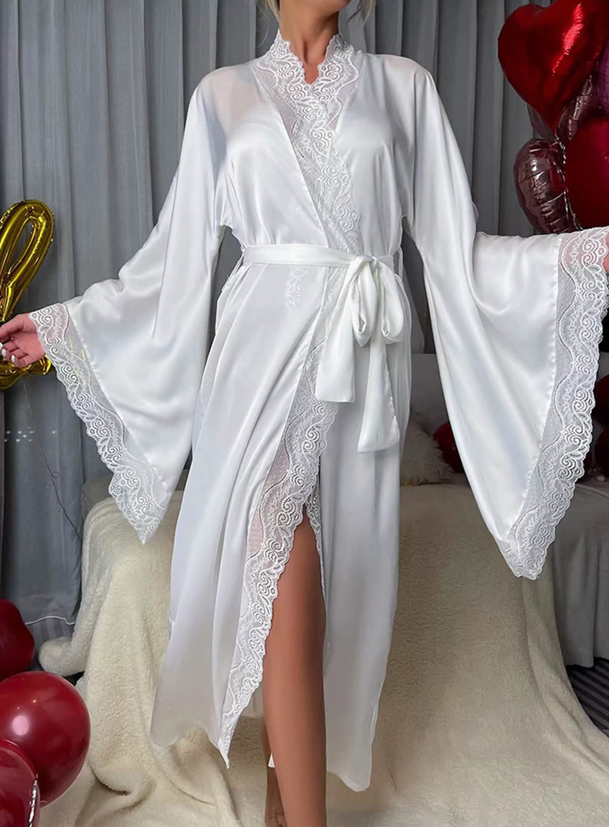 Sexy silk low cut high slit lace lace belt belt sheer cut-out pajamas dressing gown