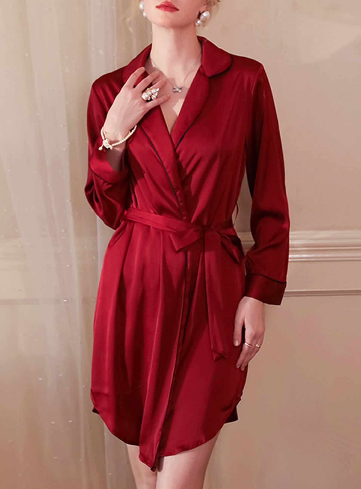 Sexy silk palace style underwear, pajamas, pajamas, nightgowns, bathrobe, belt