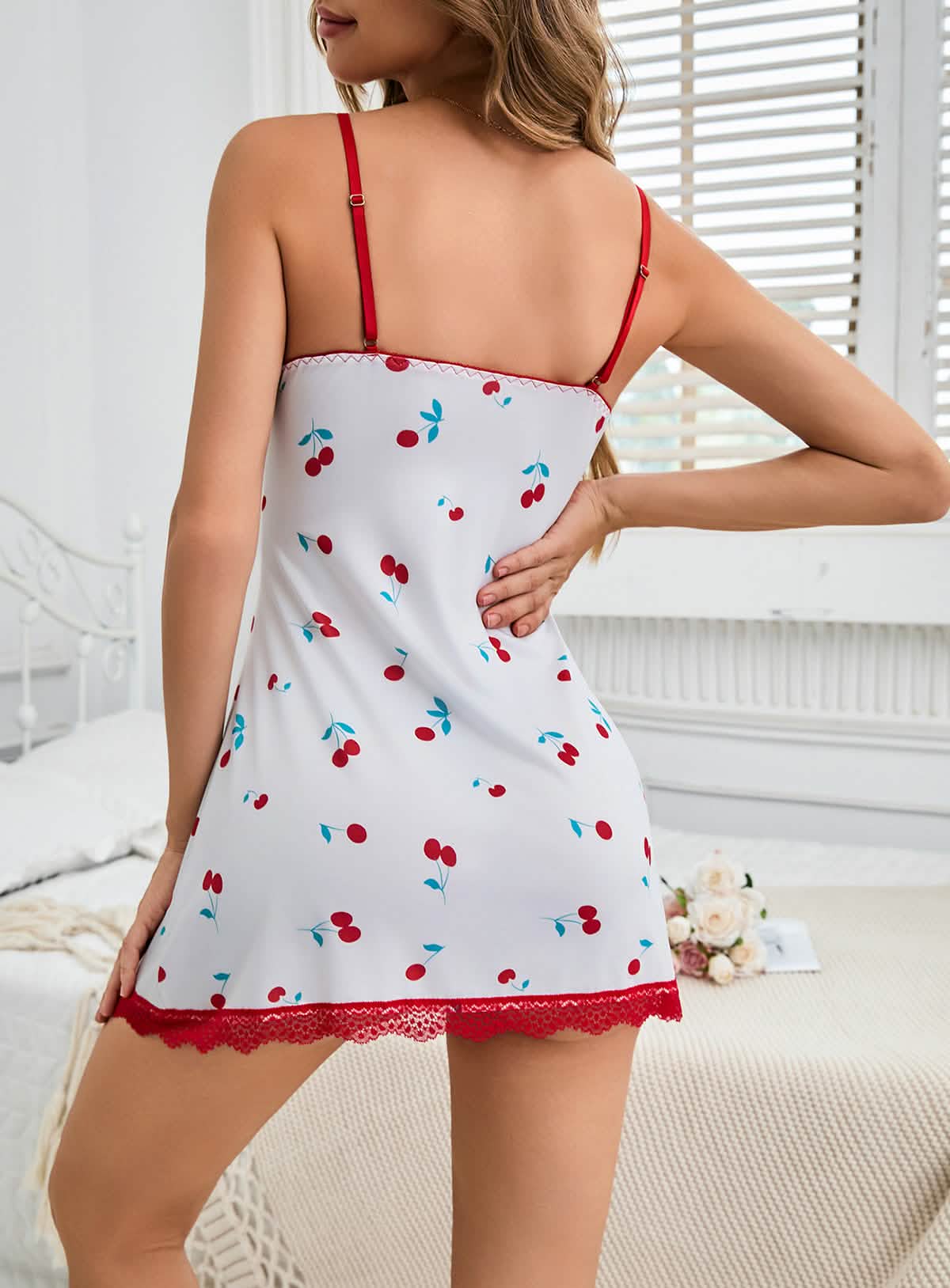 Sexy white silk lace embroidery embroidery lingerie see-through cutout seduction exposure sundress, miniskirt, pajamas, nightdress