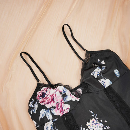 Black Lace Embroidery Seduction High Slit Suspender Panty Set