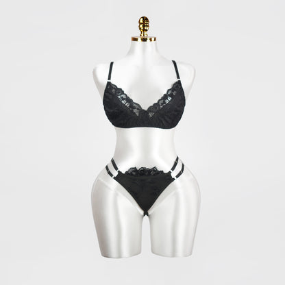 Bra Panty Set + Robe (1590 EGP)