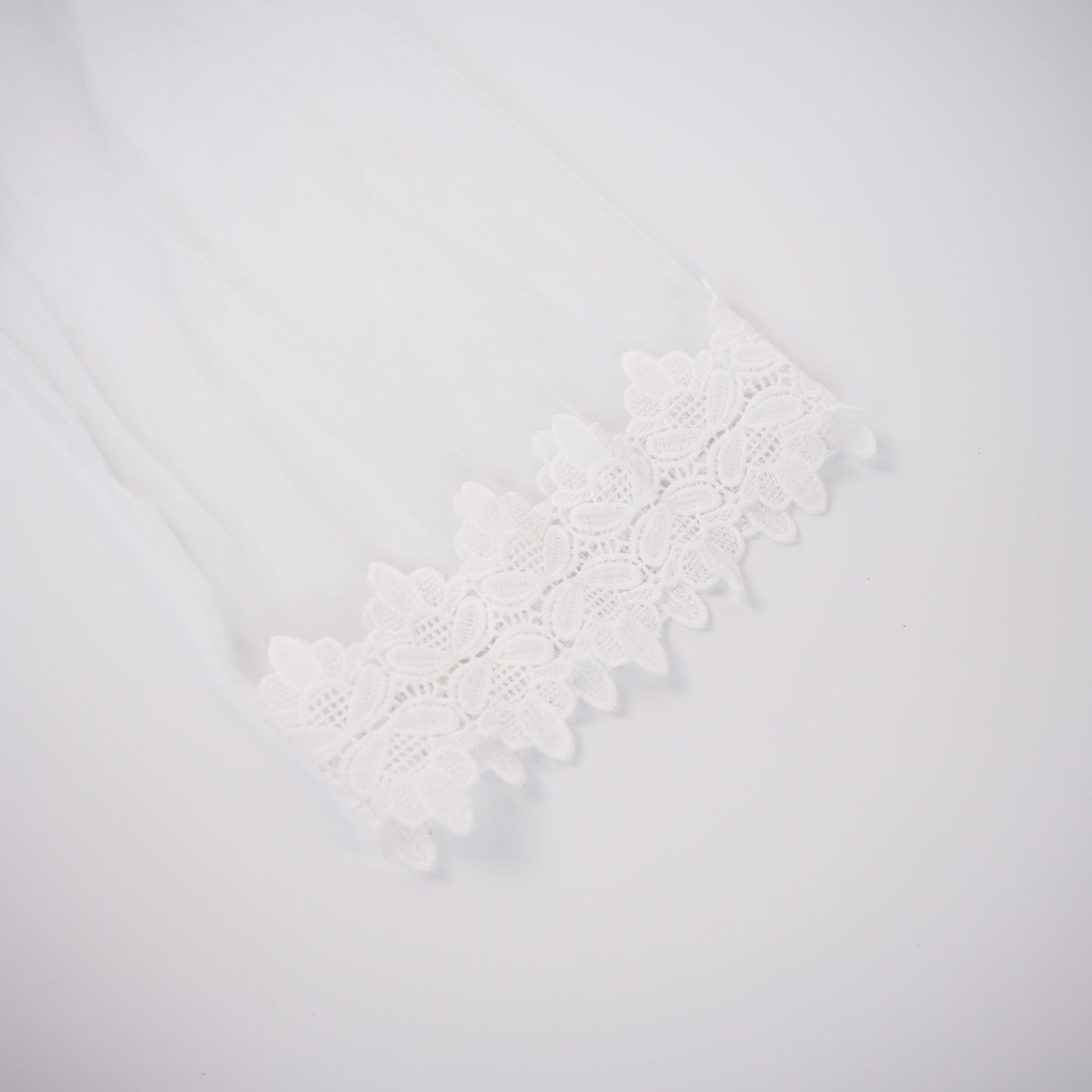 White Long-Sleeved See-through Lace Robe