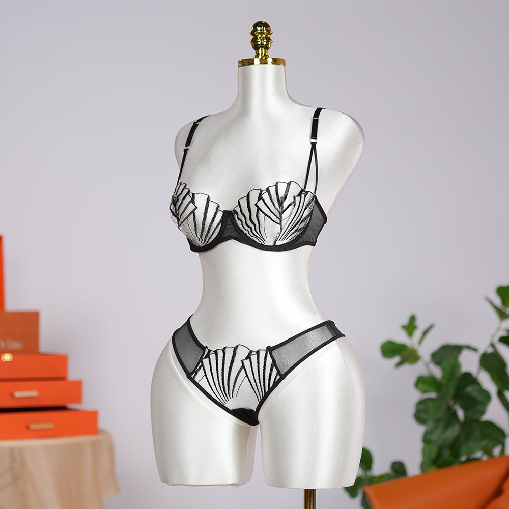 Geometric Lace Embroidery Lingerie Set