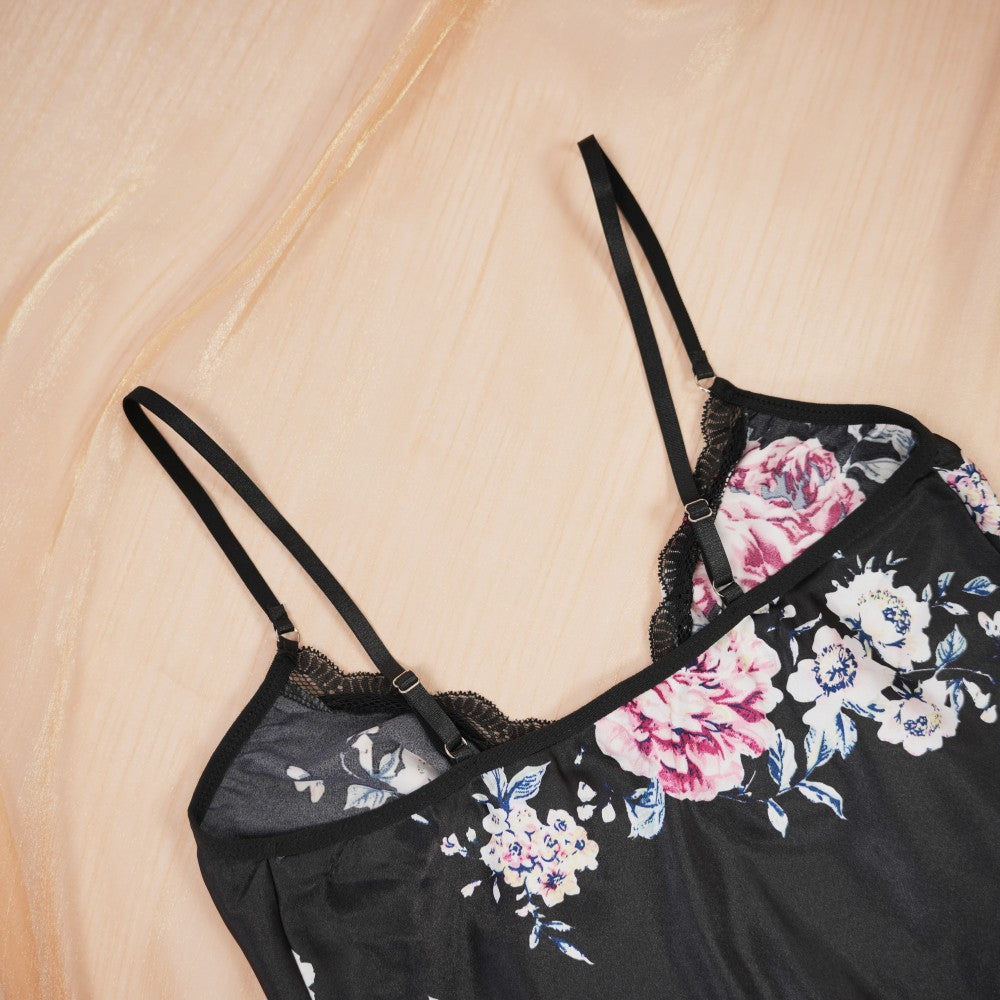 Black Lace Embroidery Seduction High Slit Suspender Panty Set