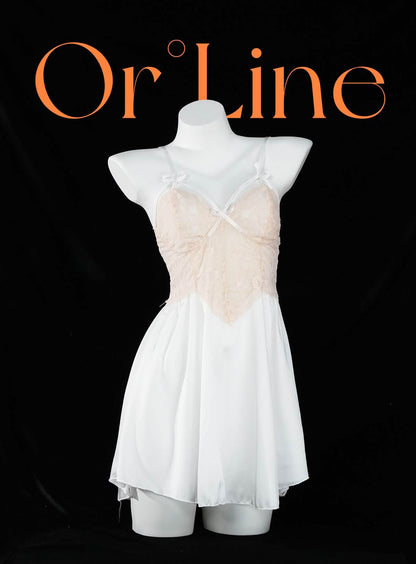 Luxury heirloom bridal gift box wedding fashion trend dress dressing gown sundress sexy lingerie pajamas multi-piece set