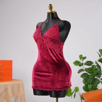 Velvet V-Neck Adjustable Spaghetti Straps Chemise