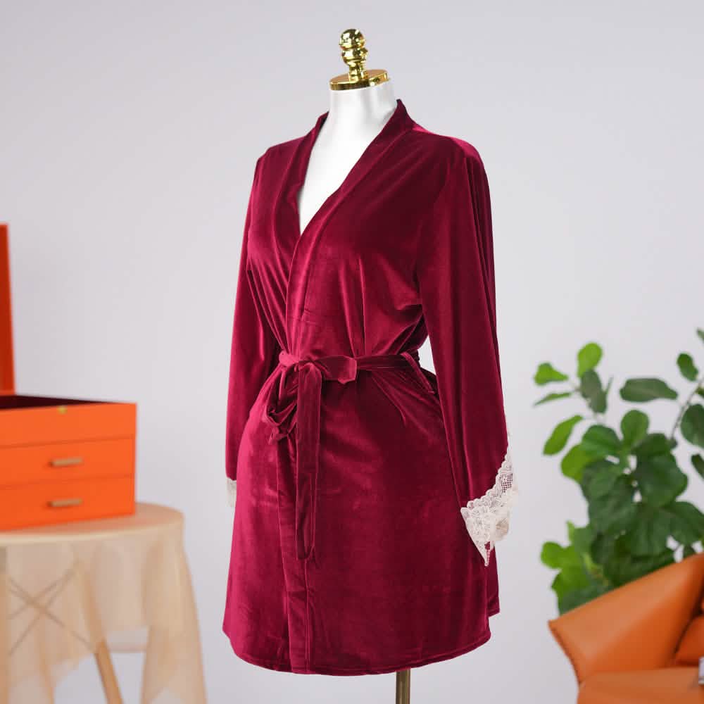Warm Cozy Velvet Lace Embroidery Bathrobe